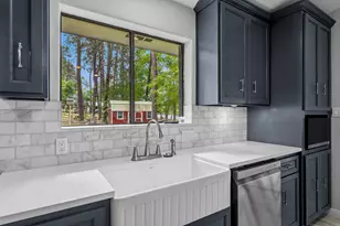 439 N Sherwood Forest Dr, Woodville, TX 75979 - Photo 16