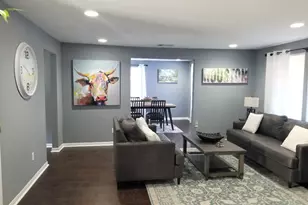 2121 N Durham Dr, Houston, TX 77008 - Photo 6