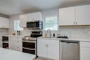4522 Willowbend Blvd, Houston, TX 77035 - Photo 10