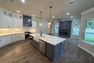 300 Camden Hills Dr, Montgomery, TX 77356 - Photo 8