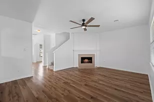 2011 Wildbrook Canyon Ln, Katy, TX 77449 - Photo 8