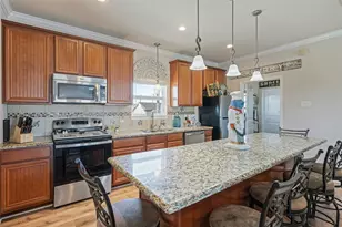 3174 Sea Castle Dr, Crystal Beach, TX 77650 - Photo 18