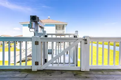 3174 Sea Castle Drive, Crystal Beach, TX 77650 - Photo 42