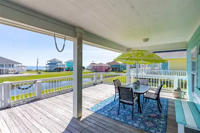 3174 Sea Castle Drive, Crystal Beach, TX 77650 - Photo 8