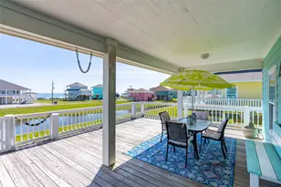 3174 Sea Castle Dr, Crystal Beach, TX 77650 - Photo 8