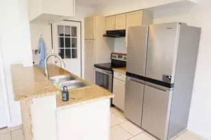 513 Sims Dr, Angleton, TX 77515 - Photo 10