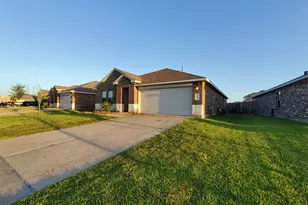 22619 Castello Lakes Dr, Katy, TX 77449 - Photo 2