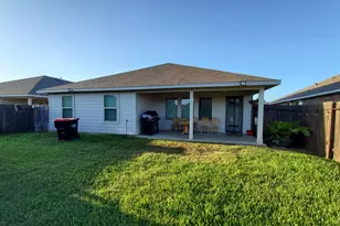 22619 Castello Lakes Dr, Katy, TX 77449 - Photo 12