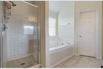 3219 Leila Oaks Drive, Houston, TX 77082 - Photo 22