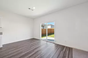 10310 Magnol Wood Dr, Houston, TX 77016 - Photo 2