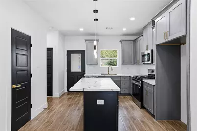 5515 Elm Springs Drive, Houston, TX 77048 - Photo 6