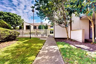 7037 N Holiday Dr, Galveston, TX 77550 - Photo 18
