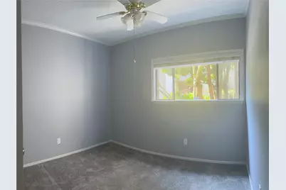 7037 N Holiday Drive, Galveston, TX 77550 - Photo 10