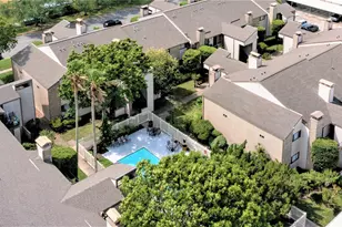 7037 N Holiday Dr, Galveston, TX 77550 - Photo 22