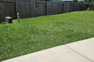 14955 Hidalgo Valley Ln, Houston, TX 77090 - Photo 24