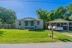 414 Jackson Ave, Bacliff, TX 77518 - Photo 1