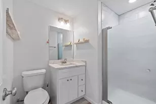 139 W Palm St, Freeport, TX 77541 - Photo 14