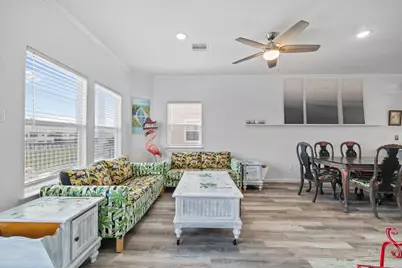 139 W Palm Street, Freeport, TX 77541 - Photo 8