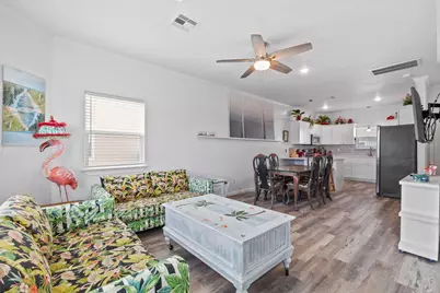 139 W Palm Street, Freeport, TX 77541 - Photo 10