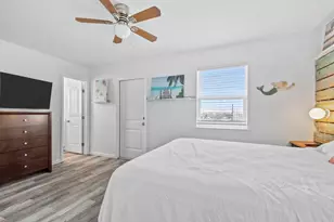 139 W Palm St, Freeport, TX 77541 - Photo 22