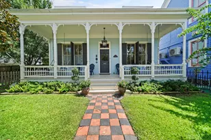 1209 Winnie St, Galveston, TX 77550 - Photo 2