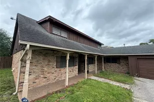 1609 Leggett Dr, Galena Park, TX 77547 - Photo 2