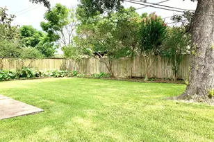 9634 Fairdale Ln, Houston, TX 77063 - Photo 20
