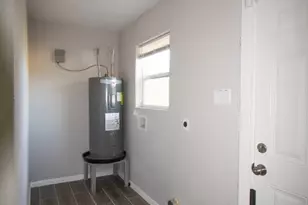 3423 Dennis St, Houston, TX 77004 - Photo 18