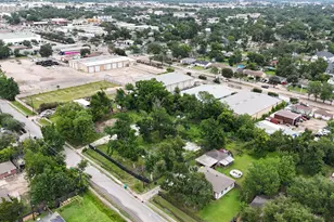 1918 Ojeman Rd, Houston, TX 77080 - Photo 8