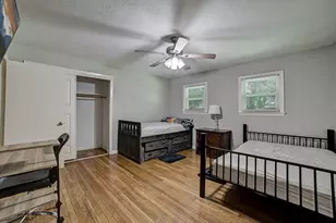 1 4th Ave N, Texas City, TX 77590 - Photo 20