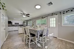 1 4th Ave N, Texas City, TX 77590 - Photo 16