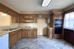 9515 Hendon Ln, Houston, TX 77036 - Photo 10