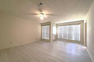 9515 Hendon Ln, Houston, TX 77036 - Photo 14