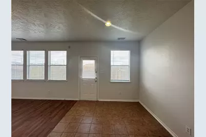 11531 Jacinth Court, Houston, TX 77066 - Photo 14