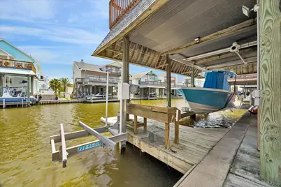 506 Westerly Drive, Tiki Island, TX 77554 - Photo 26