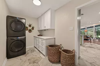 514 S Shadowbend Avenue, Friendswood, TX 77546 - Photo 18