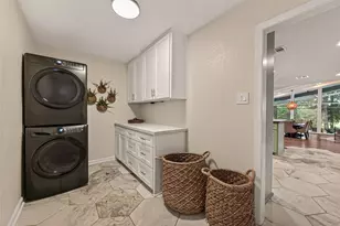 514 S Shadowbend Ave, Friendswood, TX 77546 - Photo 18