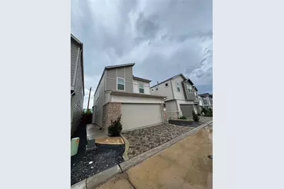 8207 Rising Stream Drive, Houston, TX 77063 - Photo 2