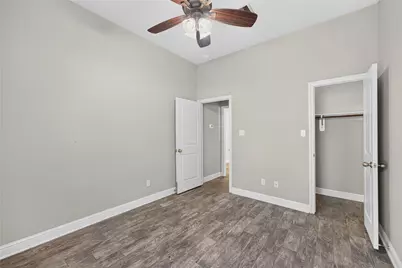 6302 Falling Briar Lane, Sugar Land, TX 77479 - Photo 10