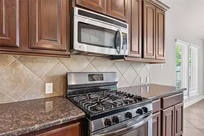 6302 Falling Briar Lane, Sugar Land, TX 77479 - Photo 24