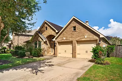 6302 Falling Briar Lane, Sugar Land, TX 77479 - Photo 2