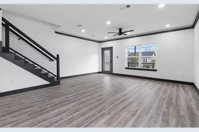 913 Panama Boulevard, Houston, TX 77009 - Photo 4