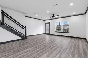 913 Panama Blvd, Houston, TX 77009 - Photo 4