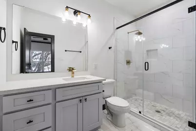 913 Panama Boulevard, Houston, TX 77009 - Photo 18