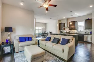 2314 St Charles St, Houston, TX 77004 - Photo 2