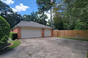 630 Stonewall Jackson Dr, Conroe, TX 77302 - Photo 4