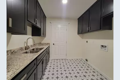 630 Stonewall Jackson Drive, Conroe, TX 77302 - Photo 16