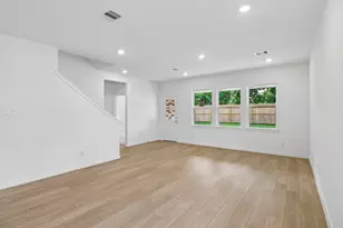 1210 Mattinson Rae Ct, Tomball, TX 77375 - Photo 10