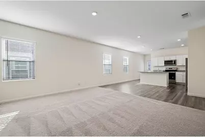 614 Edge Lake Court, Conroe, TX 77316 - Photo 12