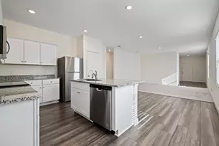 614 Edge Lake Ct, Conroe, TX 77316 - Photo 6